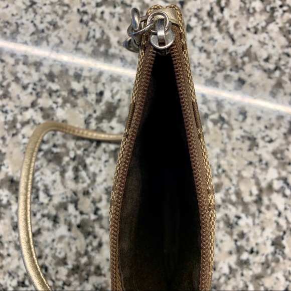 Coach Wristlet - Picture 4 of 4